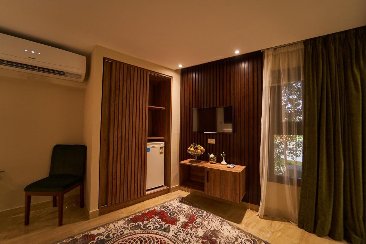 New Pyramid Front Hotel Al Kawm al Akhdar エクステリア 写真