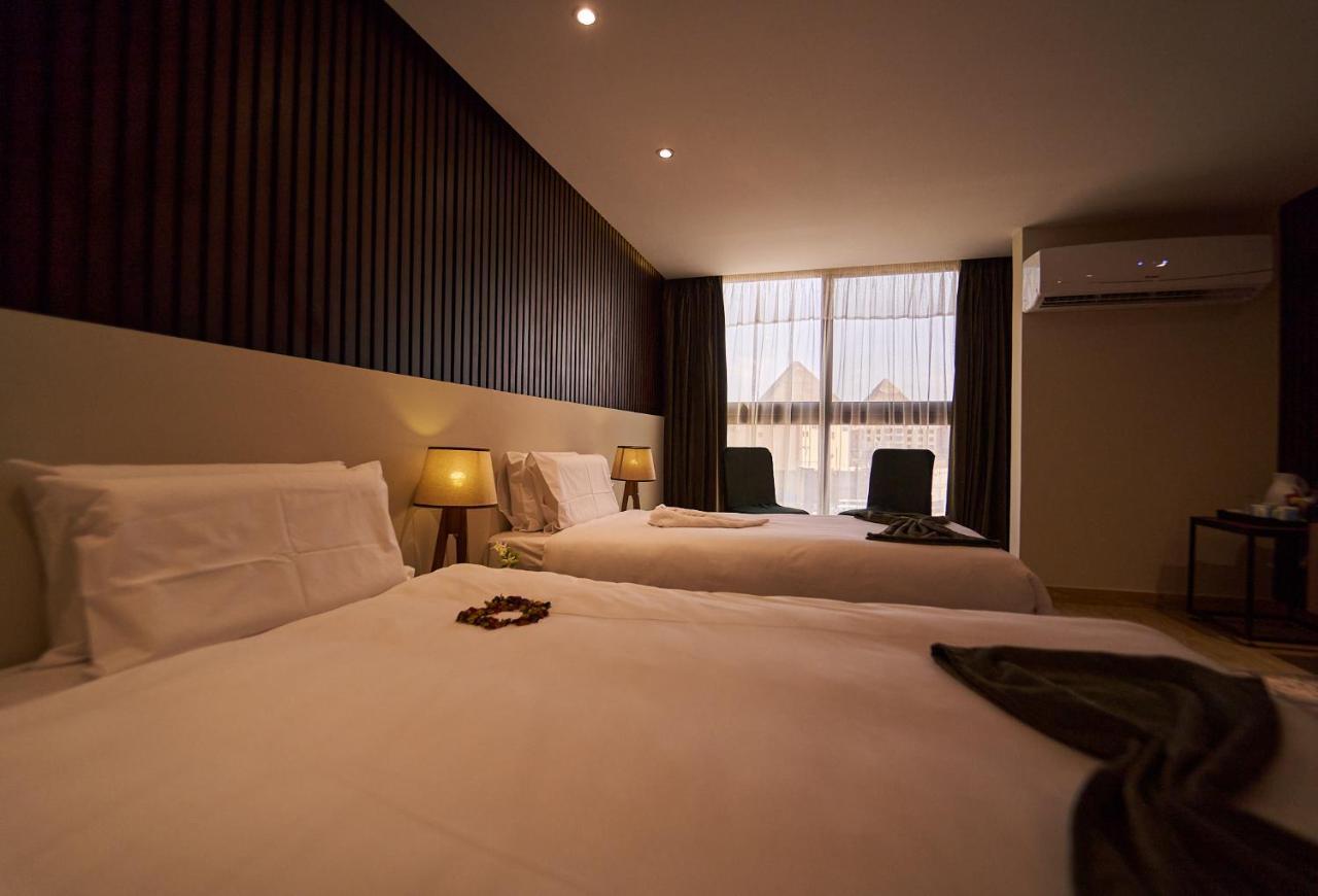 New Pyramid Front Hotel Al Kawm al Akhdar エクステリア 写真