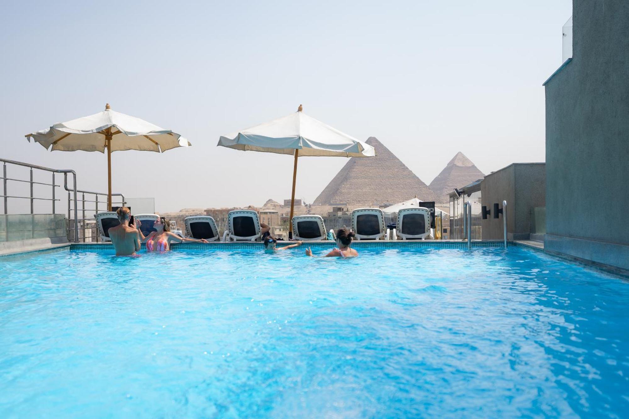 New Pyramid Front Hotel Al Kawm al Akhdar エクステリア 写真