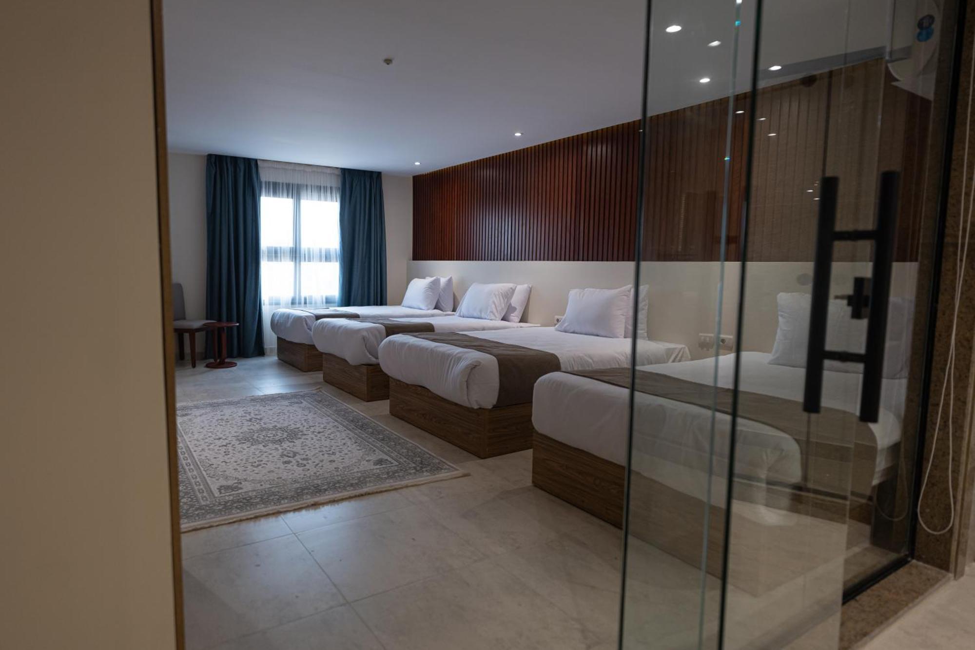 New Pyramid Front Hotel Al Kawm al Akhdar エクステリア 写真