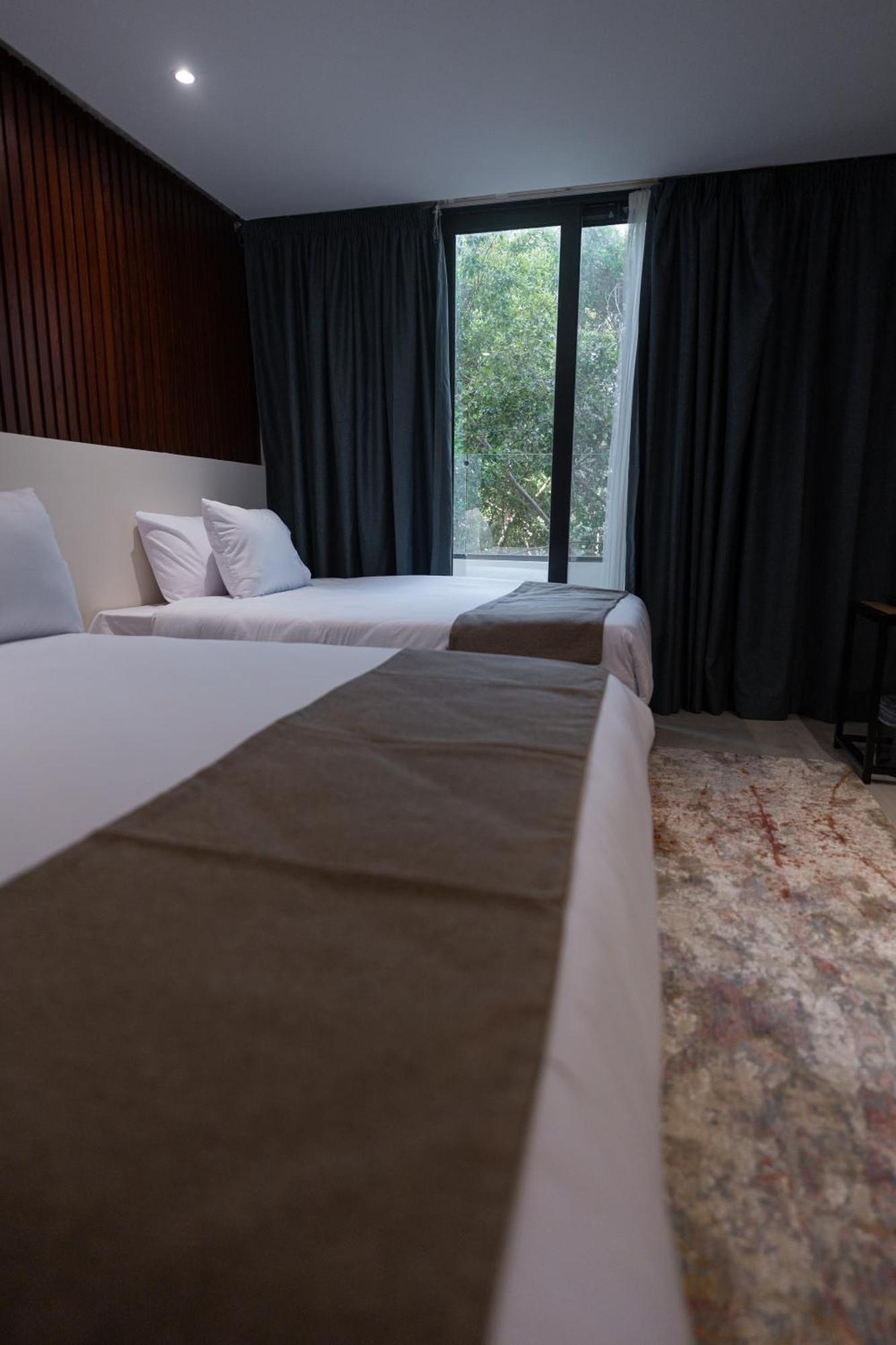 New Pyramid Front Hotel Al Kawm al Akhdar エクステリア 写真